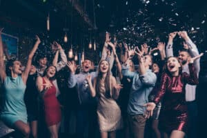 celebracion de los trabajadores en la fiesta de fin de año empresarial
