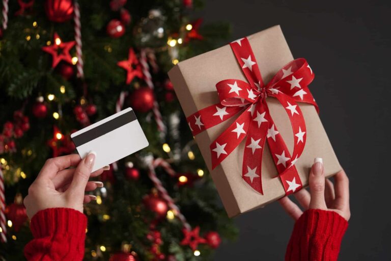 regalo corporativo navideño y tarjeta de regalo