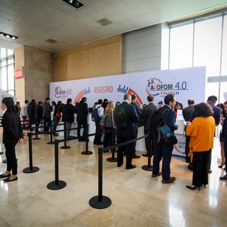 personas formadas para realizar el registro en la 13a convención asofom
