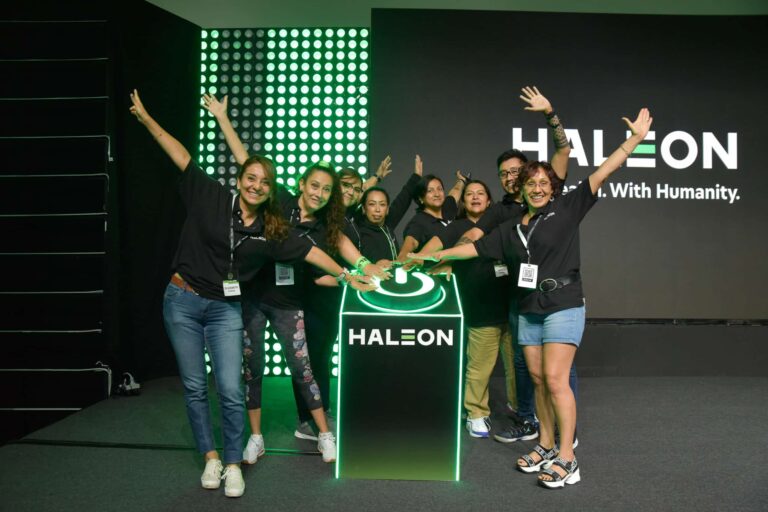 equipo en dinámica de molecula haleon convencion 2023